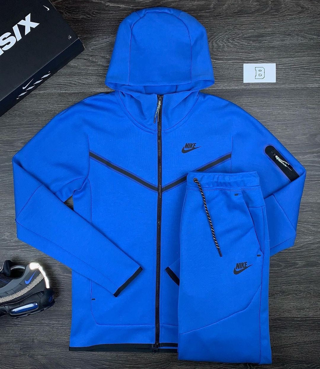 Nike Tech Fleece