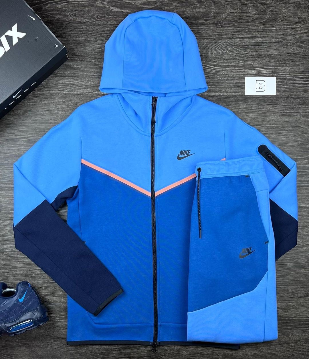 Nike Tech Fleece