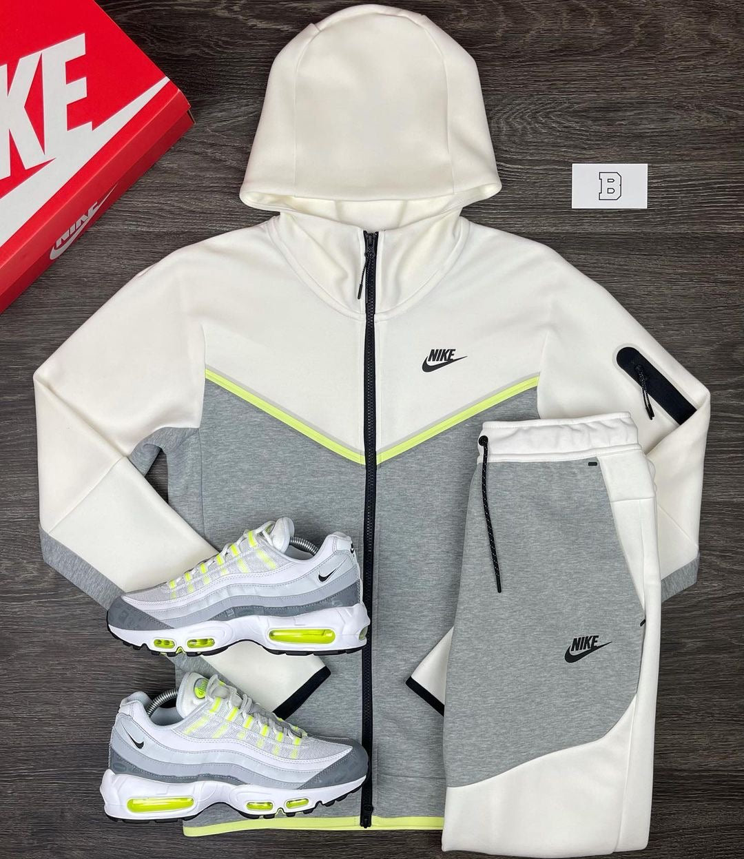 Nike Tech Fleece