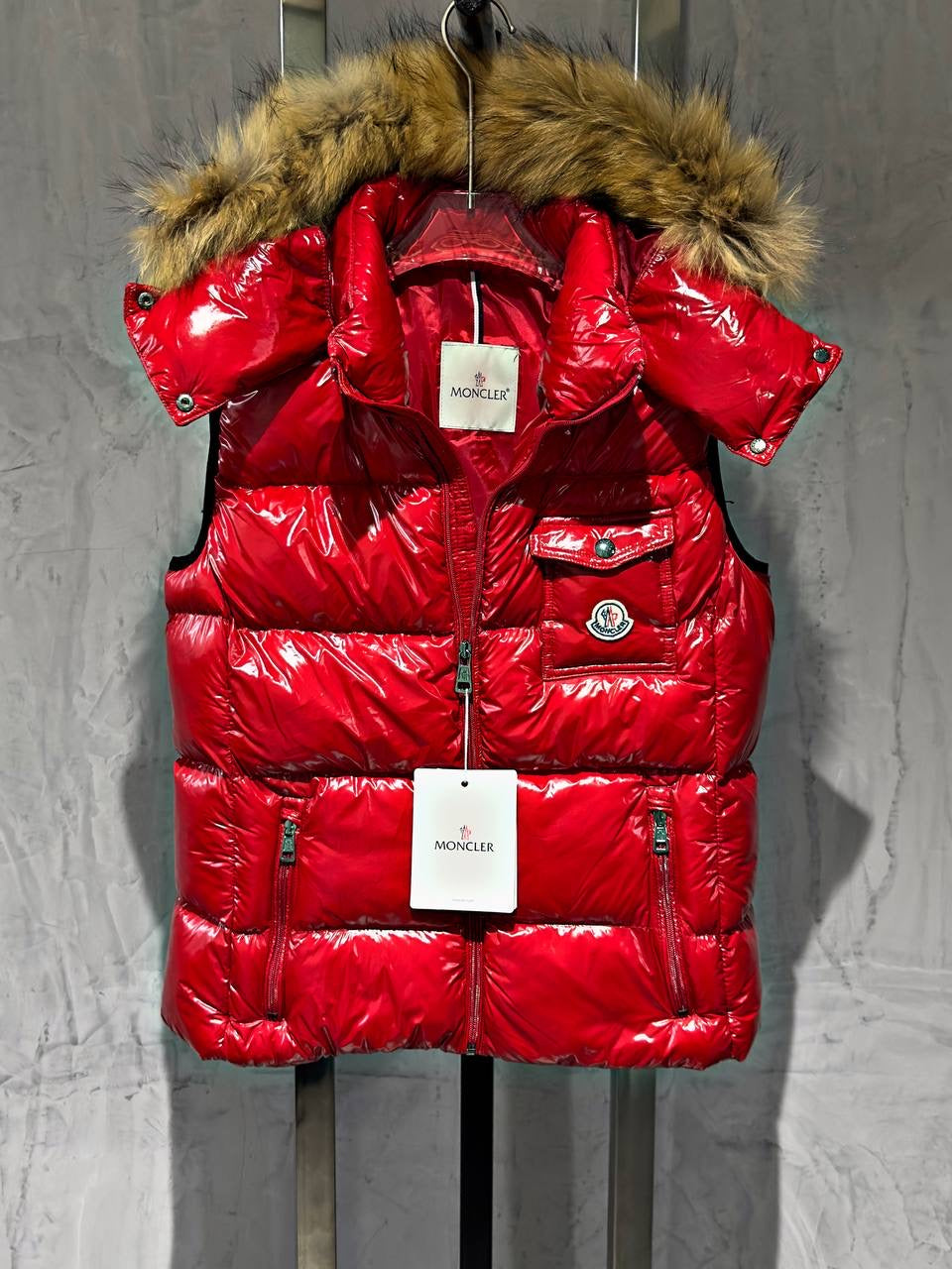 Smanicato Moncler Red Girl