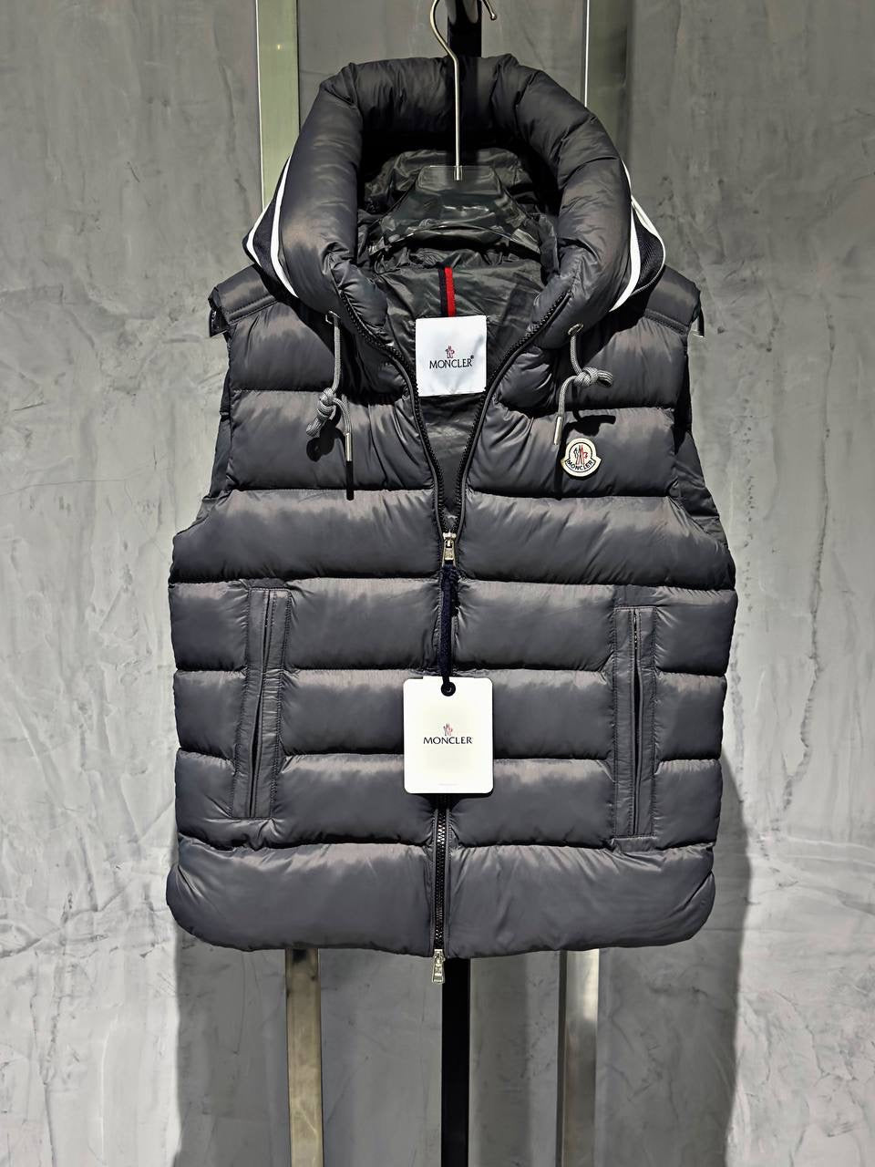 Smanicato Moncler Pull